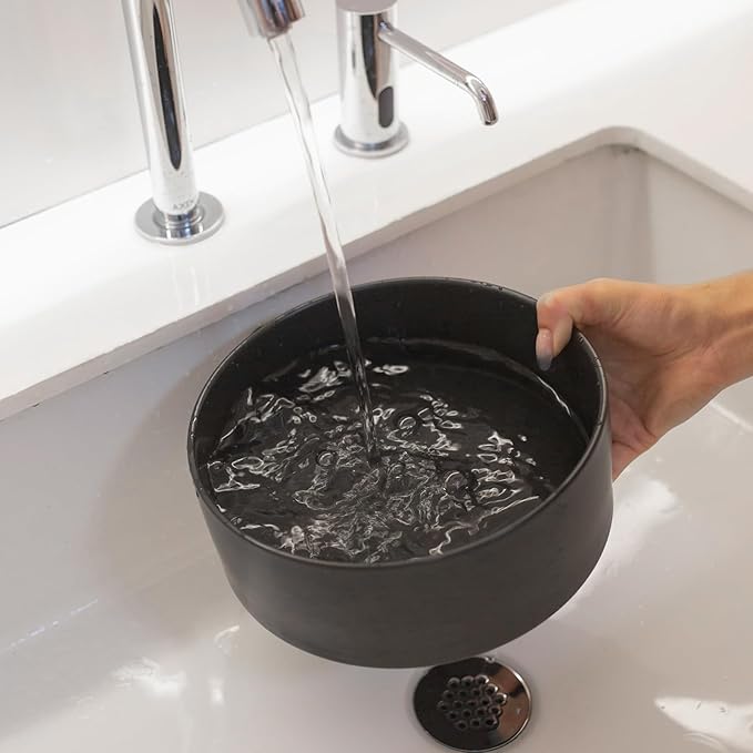 6'' Ceramic Dog Bowl - 30Oz Classic Dogs Food & Water Bowl for Small and Medium Breed Dogs, Heavy Duty Non-Slip Dog Dishes, Food Grade Stoneware Pet Bowl, Dishwasher & Microwave Safe, Black