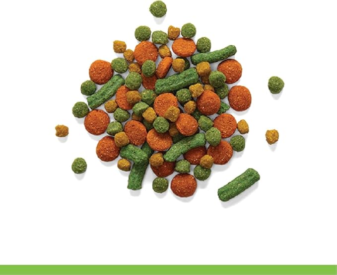 ZuPreem VeggieBlend Bird Food, Bird Feed Pellets for Parrots, Conures, Caiques, African Greys, Eclectus & Small Cockatoos, Parrot Food, Conure Diet, Made in USA, (Medium/Large, 3.25 lb)